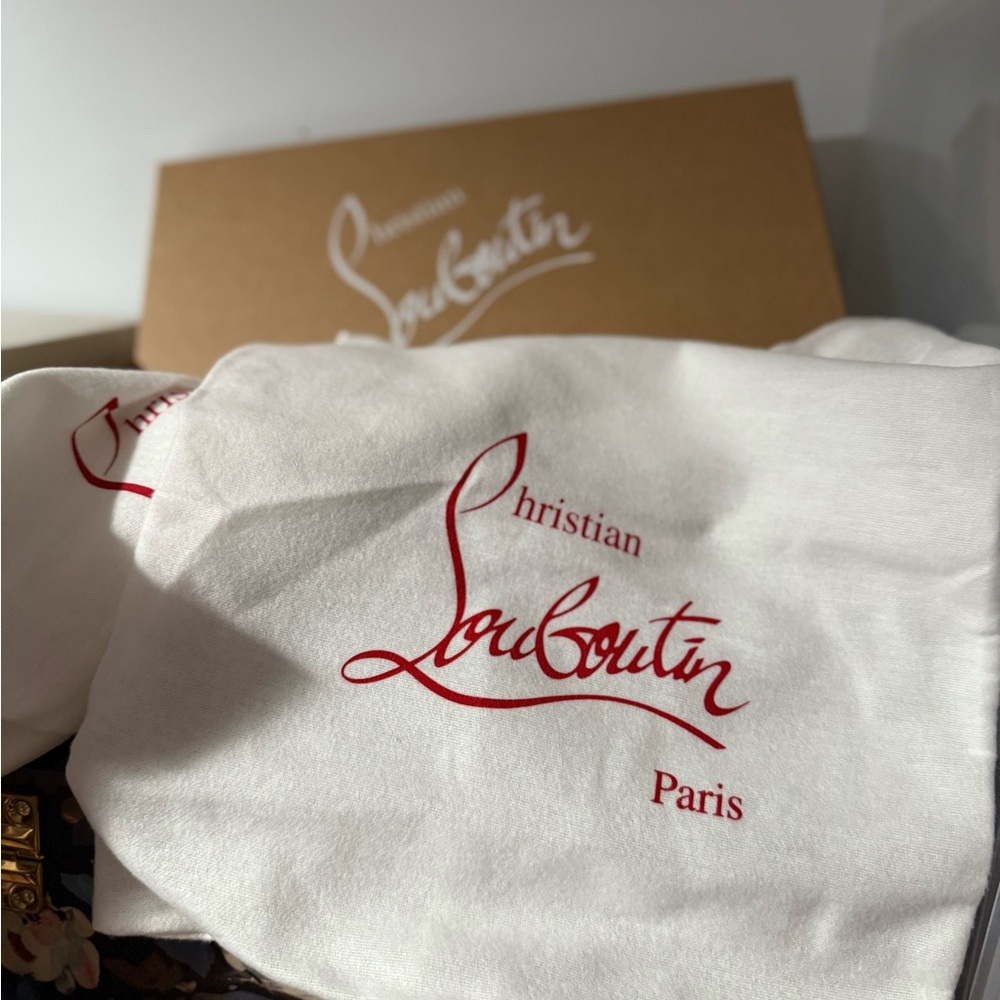 Christian Louboutin Fun Vieira sneakers! NWT - Picture 9 of 11
